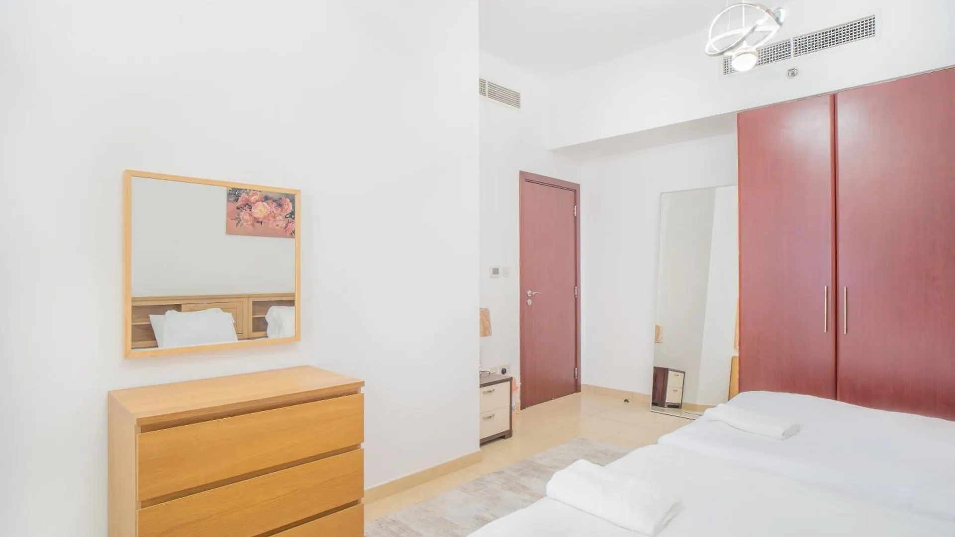 Apartamento Jbr The Walk - Shams 2, Spacious Accommodate 7 Adults With 5M Walk To The Beach By Gardenia Suites Dubái
