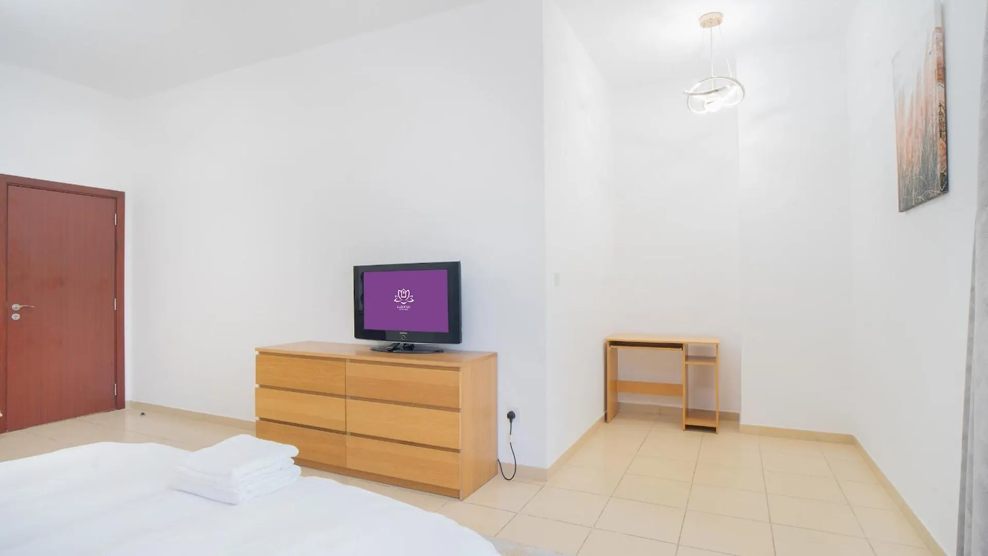 Jbr The Walk - Shams 2, Spacious Accommodate 7 Adults With 5M Walk To The Beach By Gardenia Suites Dubái Emiratos Árabes Unidos