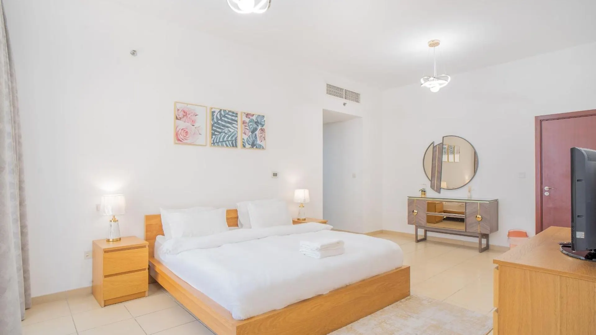 Apartamento Jbr The Walk - Shams 2, Spacious Accommodate 7 Adults With 5M Walk To The Beach By Gardenia Suites Dubái